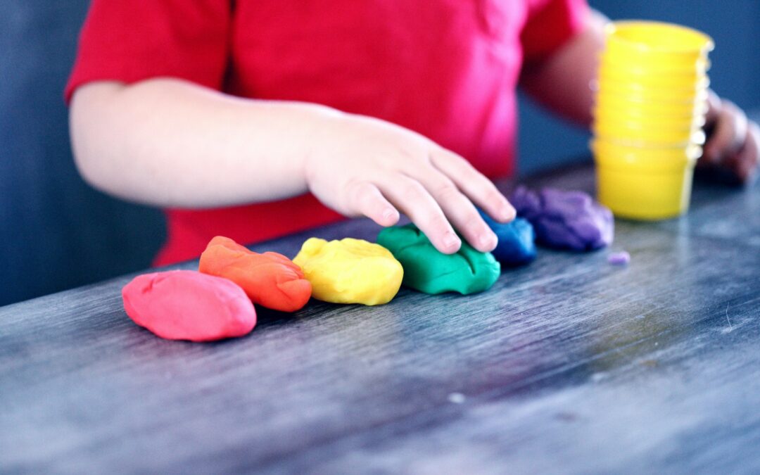 ¿Cómo beneficia a mi peque las actividades de estimulación temprana en Eivikids?
